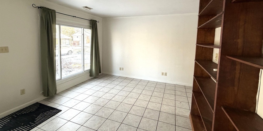 3421 N Windcrest Drive, Bloomington, Indiana 47404-1759,MLS,202548194