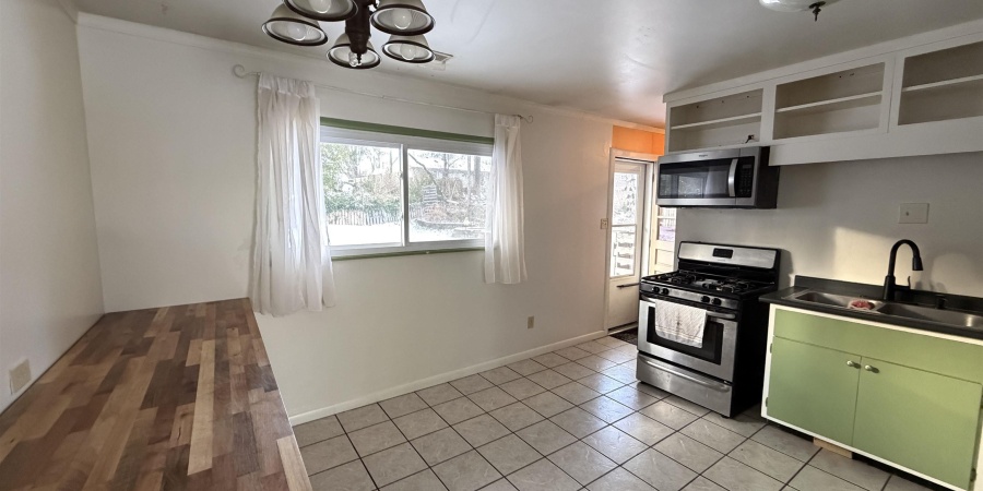 3421 N Windcrest Drive, Bloomington, Indiana 47404-1759,MLS,202548194