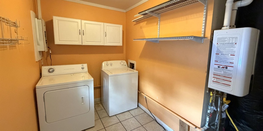 3421 N Windcrest Drive, Bloomington, Indiana 47404-1759,MLS,202548194