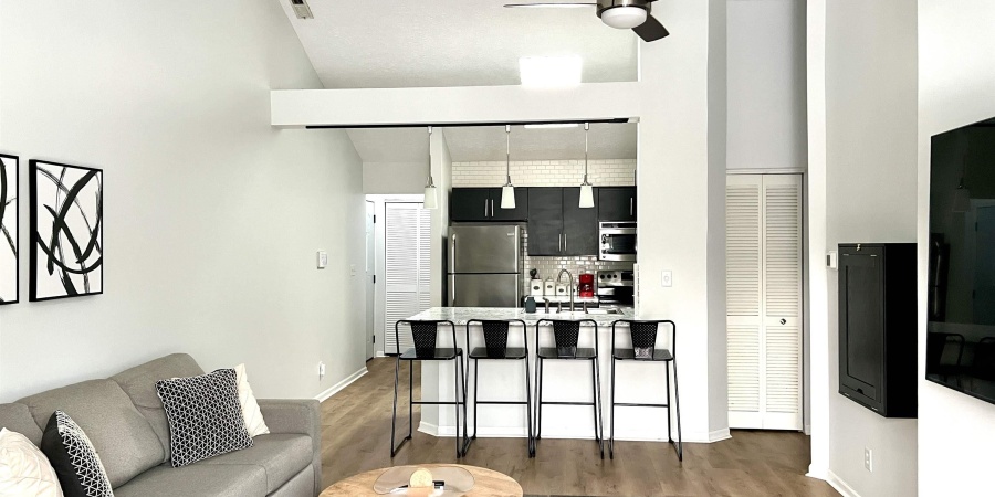 1982 S Bay Pointe Drive, Bloomington, Indiana 47401,MLS,202548224