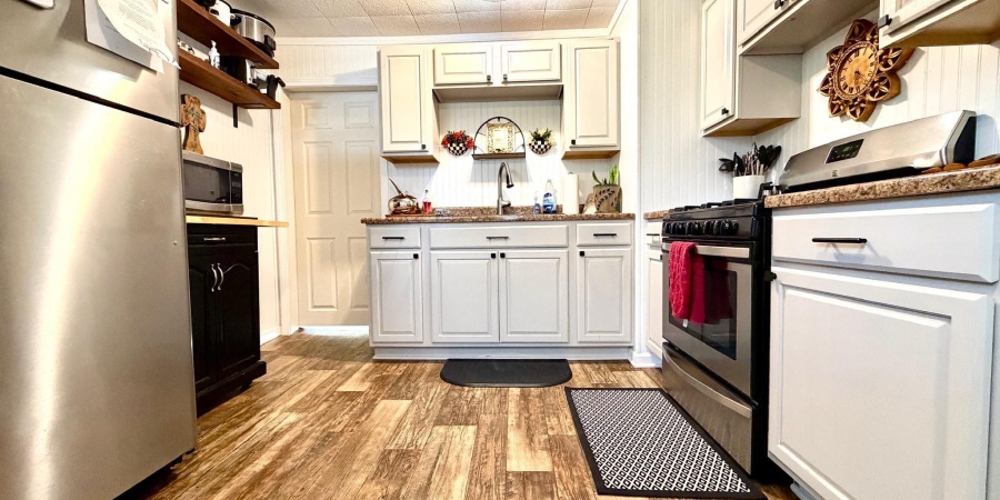 808 Spice Valley Road, Mitchell, Indiana 47446,MLS,202548243