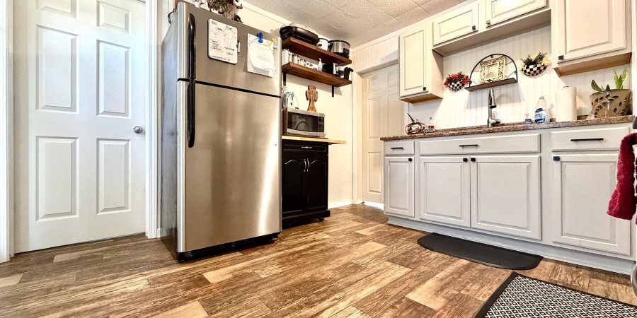 808 Spice Valley Road, Mitchell, Indiana 47446,MLS,202548243