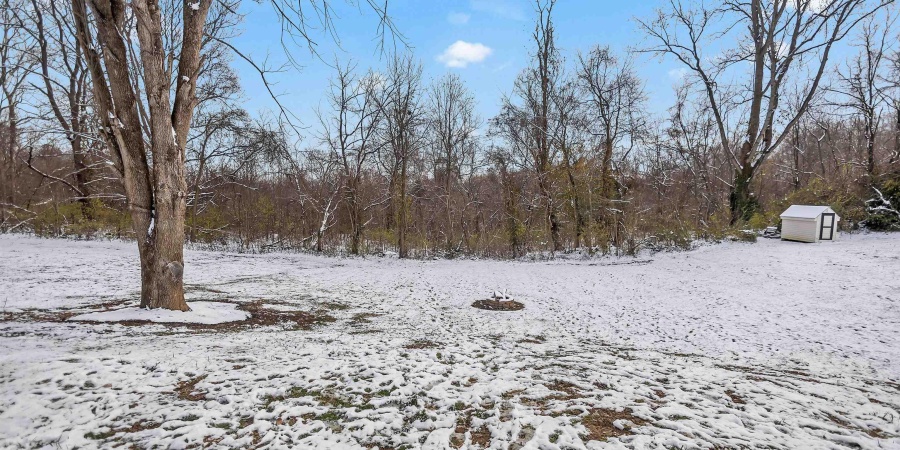 3910 Washington Avenue, Bedford, Indiana 47421,MLS,202548253