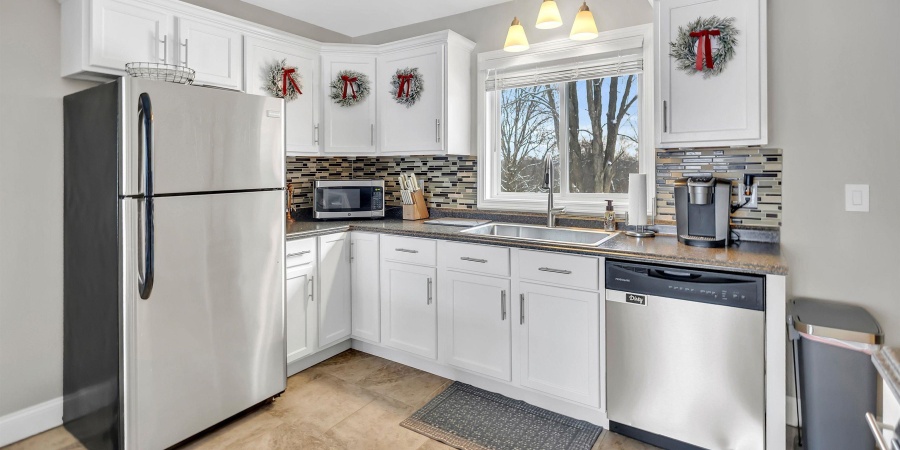 3910 Washington Avenue, Bedford, Indiana 47421,MLS,202548253