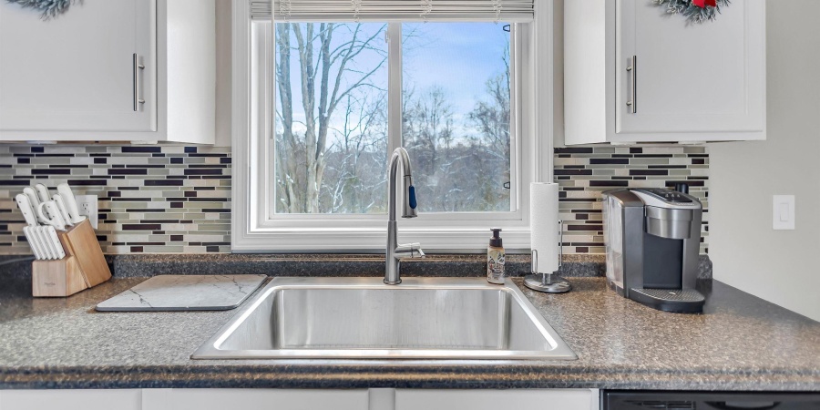 3910 Washington Avenue, Bedford, Indiana 47421,MLS,202548253