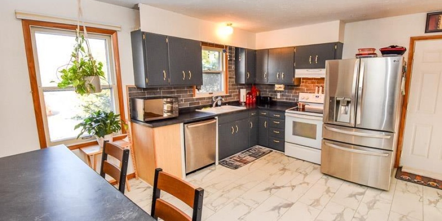 2770 E Bernice Drive, Bloomington, Indiana 47401-9088,MLS,202548324