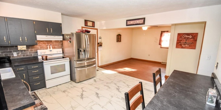 2770 E Bernice Drive, Bloomington, Indiana 47401-9088,MLS,202548324