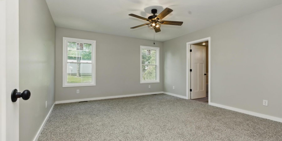 1724 28th Street, Bedford, Indiana 47421,MLS,202548341