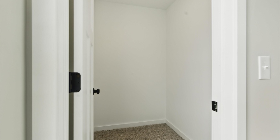 1724 28th Street, Bedford, Indiana 47421,MLS,202548341