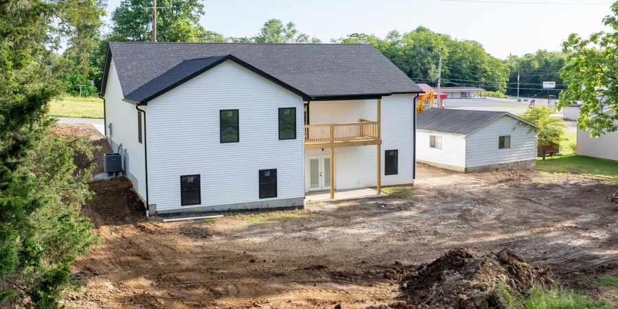 1724 28th Street, Bedford, Indiana 47421,MLS,202548341