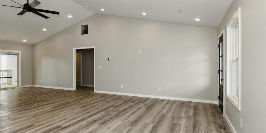 1724 28th Street, Bedford, Indiana 47421,MLS,202548341