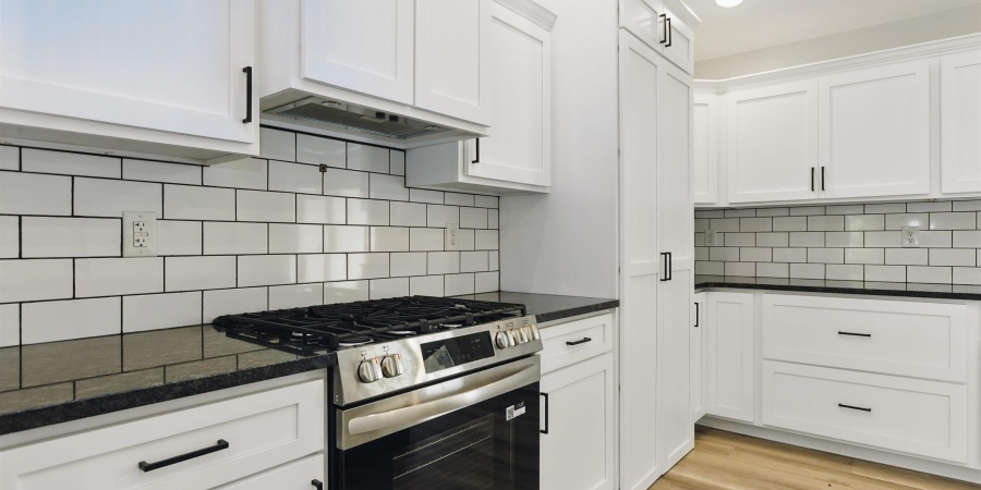 1724 28th Street, Bedford, Indiana 47421,MLS,202548341