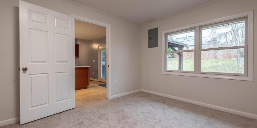 3211 N Stoneycrest Road, Bloomington, Indiana 47404,MLS,202548351