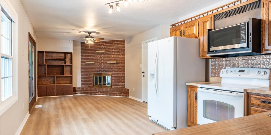 3212 S Fairington Drive, Bloomington, Indiana 47403,MLS,202548352