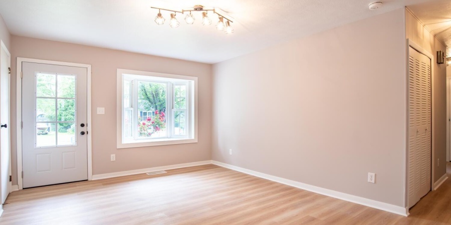 3212 S Fairington Drive, Bloomington, Indiana 47403,MLS,202548352