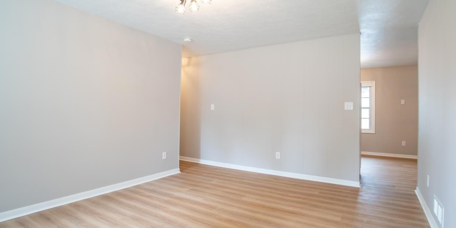 3212 S Fairington Drive, Bloomington, Indiana 47403,MLS,202548352