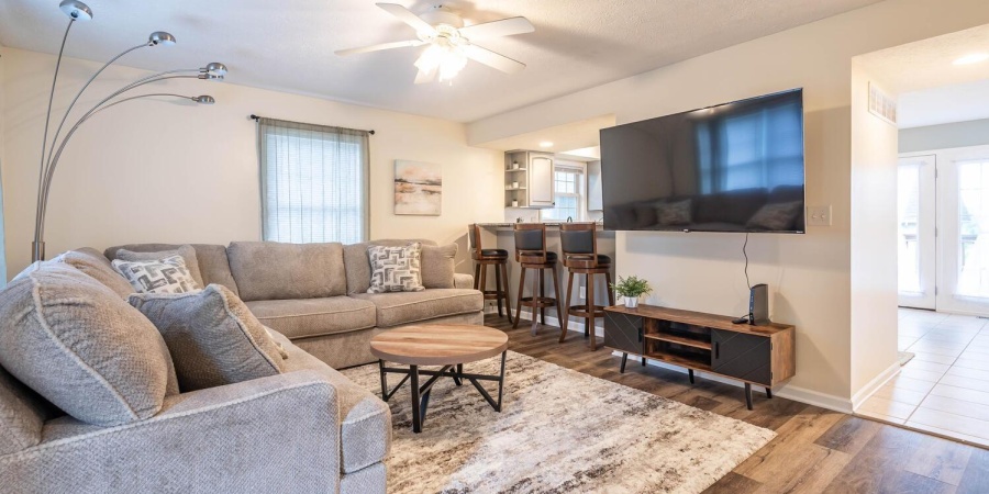 2555 S Addisyn Lane, Bloomington, Indiana 47403-3269,MLS,202548435