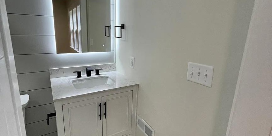 611 S Eagleson Avenue, Bloomington, Indiana 47401,MLS,202548596