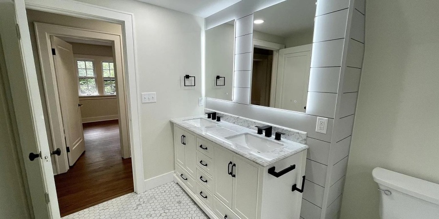 611 S Eagleson Avenue, Bloomington, Indiana 47401,MLS,202548596