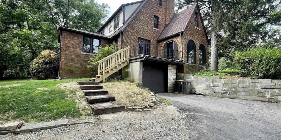 611 S Eagleson Avenue, Bloomington, Indiana 47401,MLS,202548596