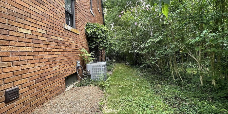 611 S Eagleson Avenue, Bloomington, Indiana 47401,MLS,202548596