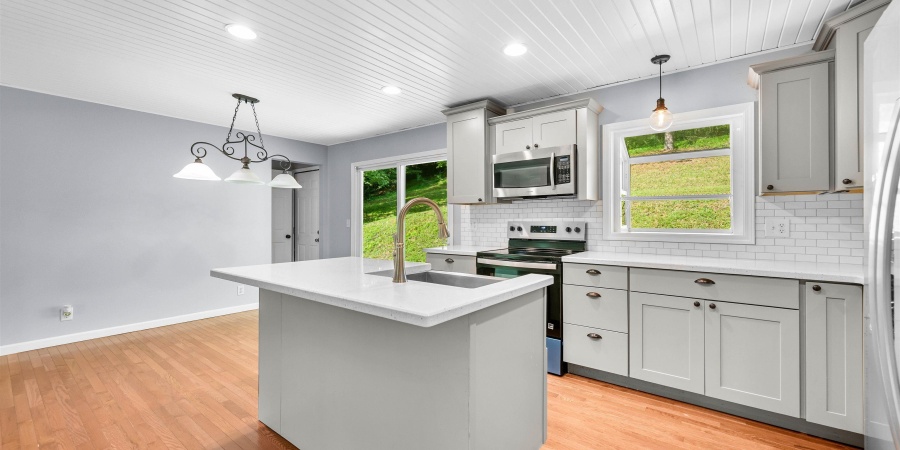 1726 Harrison Ridge Road, Nashville, Indiana 47448,MLS,202548584