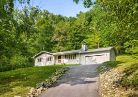 1726 Harrison Ridge Road, Nashville, Indiana 47448,MLS,202548584