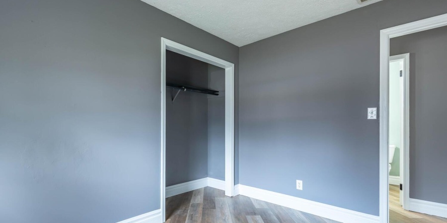 635 N Robin Drive, Ellettsville, Indiana 47429-1636,MLS,202548606