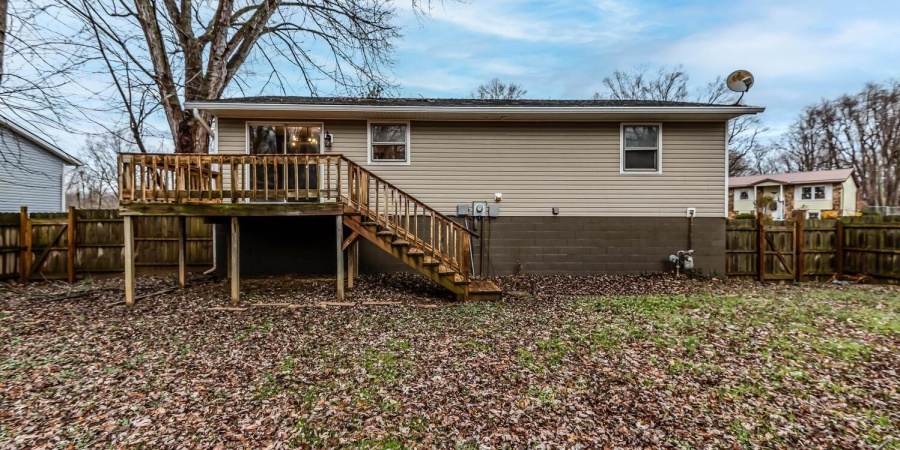 635 N Robin Drive, Ellettsville, Indiana 47429-1636,MLS,202548606