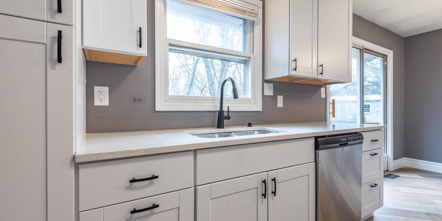 635 N Robin Drive, Ellettsville, Indiana 47429-1636,MLS,202548606