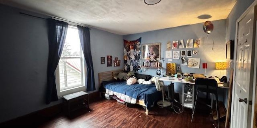 21 S Main Street, Rosedale, Indiana 47874,MLS,202548622