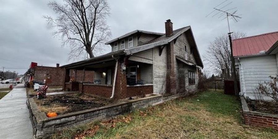 21 S Main Street, Rosedale, Indiana 47874,MLS,202548622