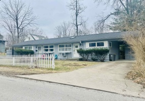 1904 E Maxwell Lane, Bloomington, Indiana 47401,MLS,202548667