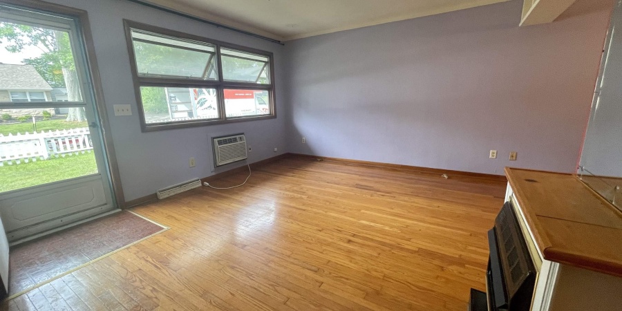 1904 E Maxwell Lane, Bloomington, Indiana 47401,MLS,202548667