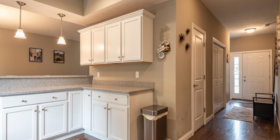 2870 E Creeks Edge Drive, Bloomington, Indiana 47401-8381,MLS,202548638