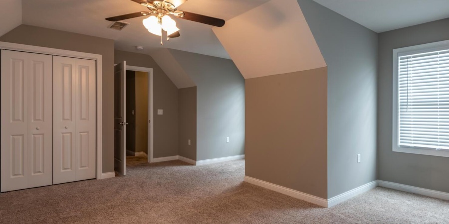 2870 E Creeks Edge Drive, Bloomington, Indiana 47401-8381,MLS,202548638