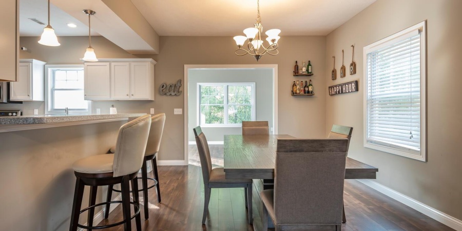 2870 E Creeks Edge Drive, Bloomington, Indiana 47401-8381,MLS,202548638