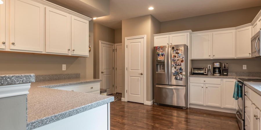 2870 E Creeks Edge Drive, Bloomington, Indiana 47401-8381,MLS,202548638