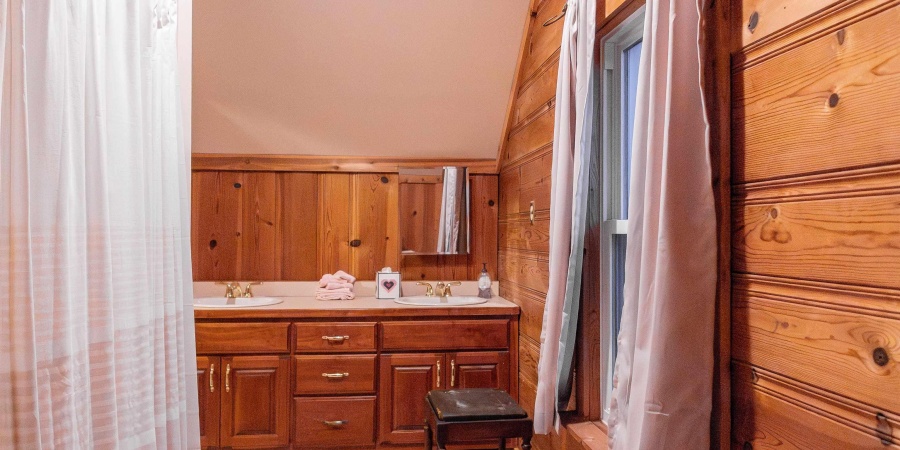 1419 22d Street, Bedford, Indiana 47421,MLS,202548666