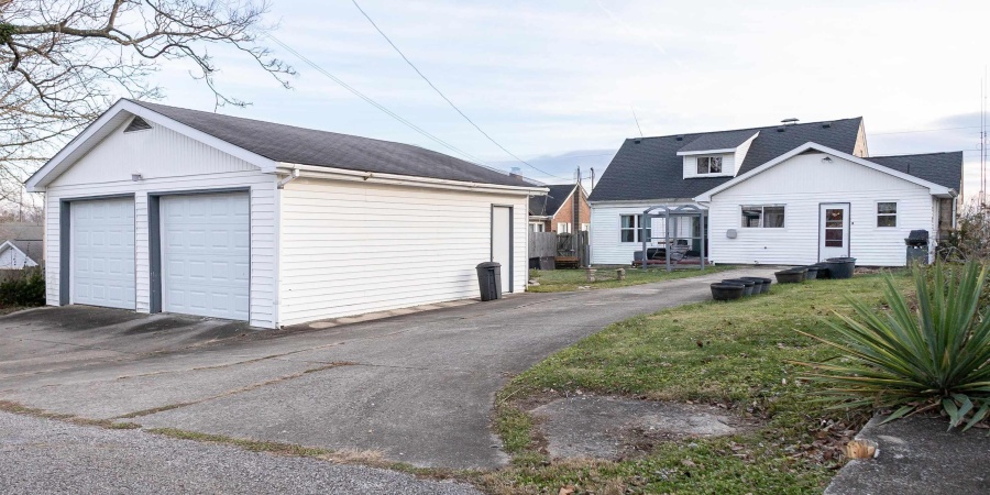 1419 22d Street, Bedford, Indiana 47421,MLS,202548666