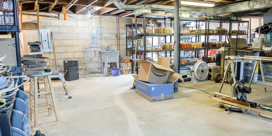 1419 22d Street, Bedford, Indiana 47421,MLS,202548666