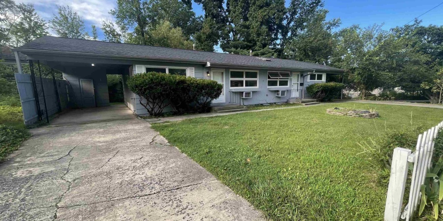 1906 E Maxwell Lane, Bloomington, Indiana 47401,MLS,202548678