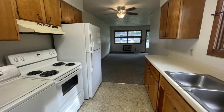 1906 E Maxwell Lane, Bloomington, Indiana 47401,MLS,202548678