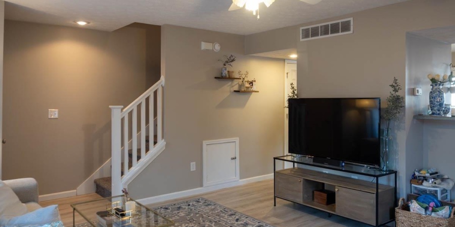 1323 S Cobble Creek Circle, Bloomington, Indiana 47401,MLS,202548683