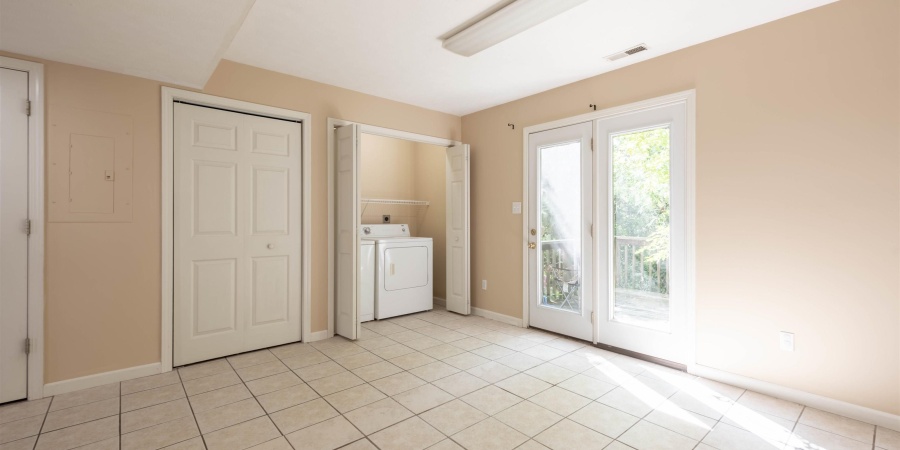 3501 S Oaklawn Circle, Bloomington, Indiana 47401,MLS,202548684