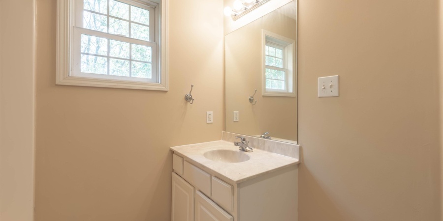 3501 S Oaklawn Circle, Bloomington, Indiana 47401,MLS,202548684