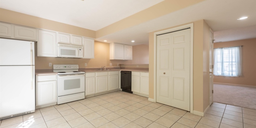 3501 S Oaklawn Circle, Bloomington, Indiana 47401,MLS,202548684