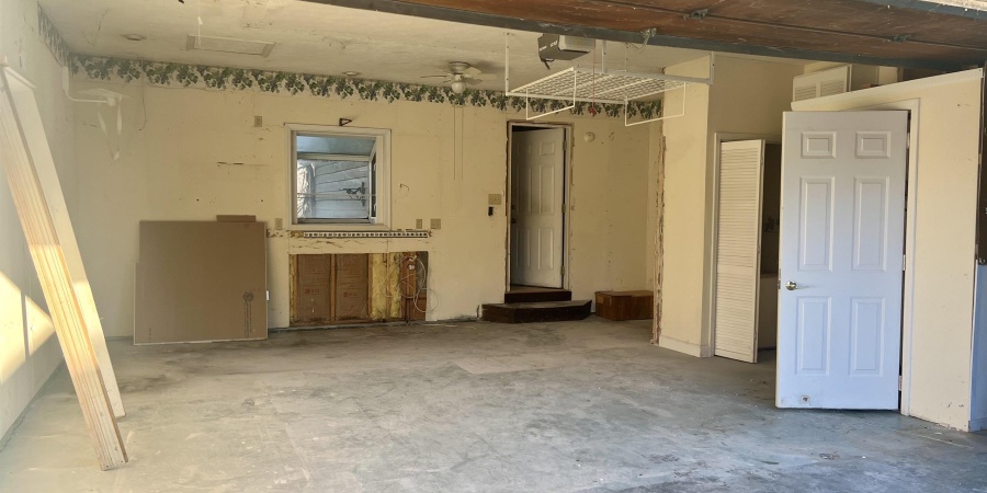 9531 S Harbour Pointe Drive, Bloomington, Indiana 47401,MLS,202548696