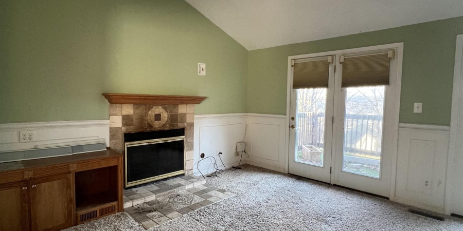 9531 S Harbour Pointe Drive, Bloomington, Indiana 47401,MLS,202548696