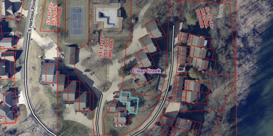 9531 S Harbour Pointe Drive, Bloomington, Indiana 47401,MLS,202548696